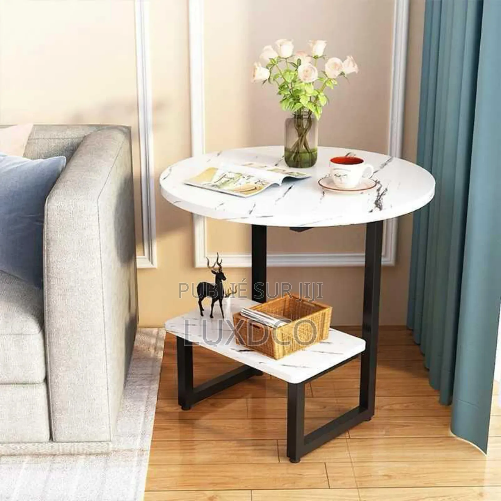 Table d'Appoint Moderne en Bois Avec Texture De Marbre