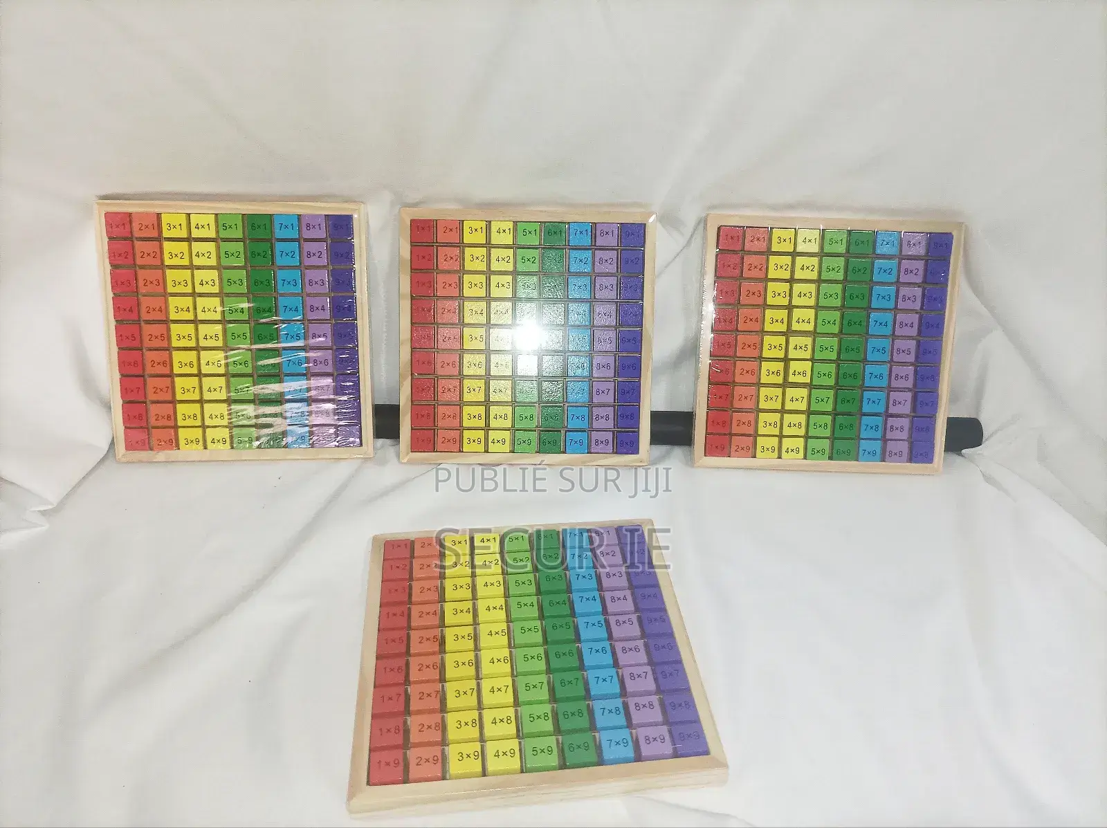 Matériel Montessori Tableau De Multiplication en Bois
