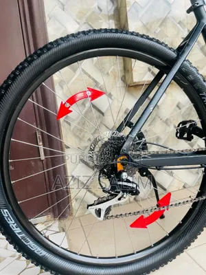 Vélo VTT XXL Cube Aim