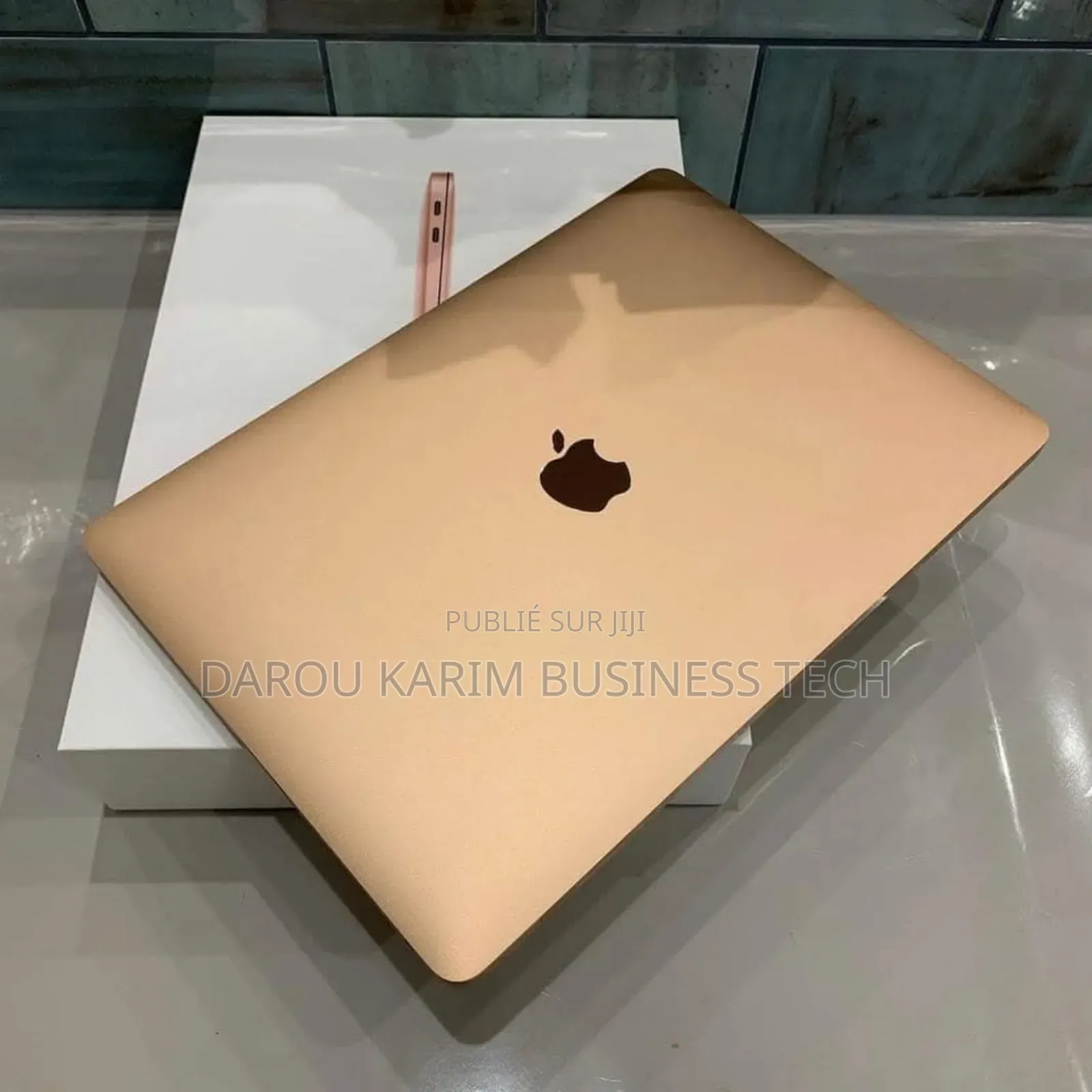 New Apple MacBook Air 2020 M1 8GB Apple M1 SSD 256GB