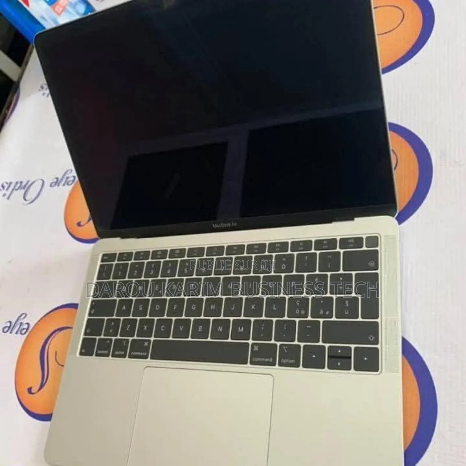 New Apple MacBook Air 2020 M1 8GB Apple M1 SSD 256GB