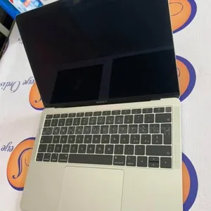 New Apple MacBook Air 2020 M1 8GB Apple M1 SSD 256GB