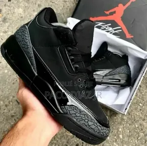 Photo - Air Jordan 3 Rétro