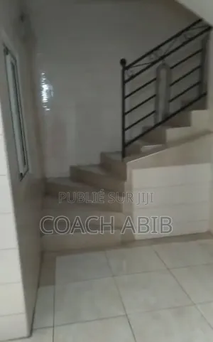 11chbre Duplex dans Mermoz Sacré-Cœur à Vendre