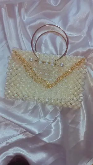 Sac en Perles : Élégance Et Raffinement