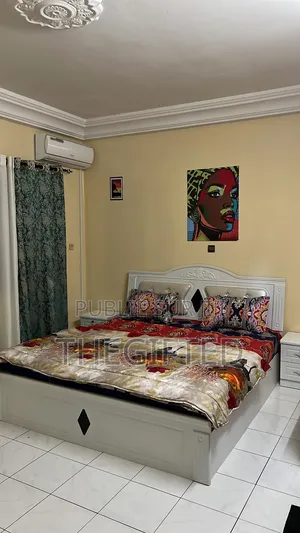 Furnished 2chbre Chambre et salon dans Diamond Offers, Almadies à Louer