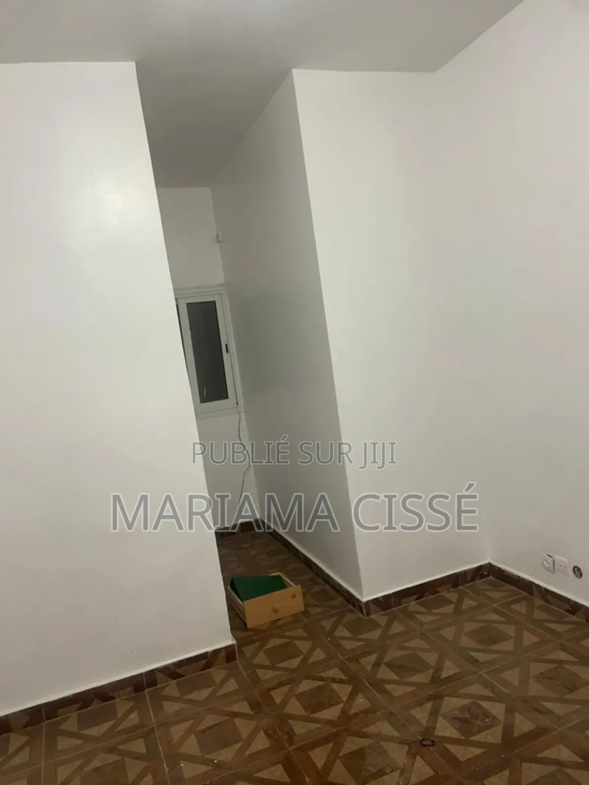 6chbre Appartement dans Tàwfekh, Dakar Plateau à Vendre