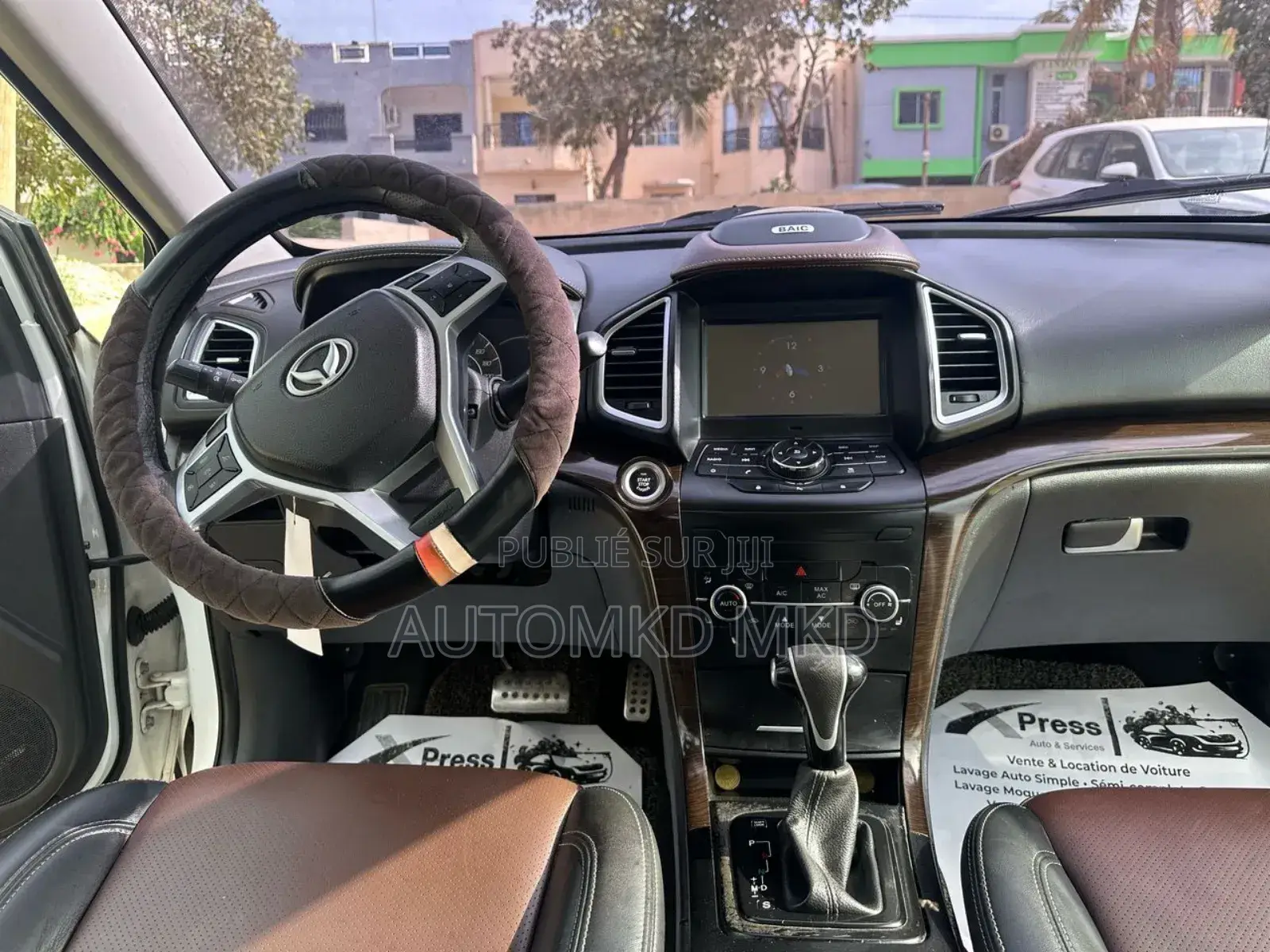 Car 2018 Blanc