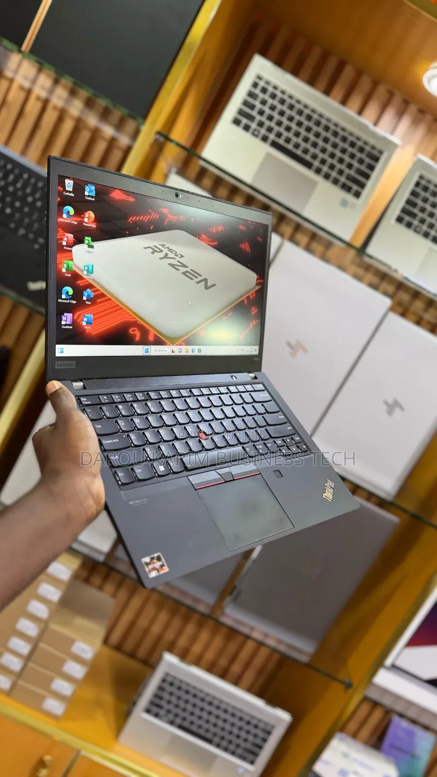 New Lenovo Thinkpad P14s 16GB AMD Ryzen 7 SSD 512GB