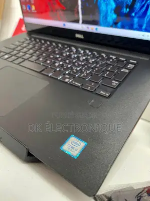 New Dell XPS 15 (9560) 16GB Intel Core I7 SSD 512GB