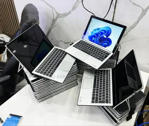 Photo - New Ordinateur Portable HP X2 8GB Intel Core I5 SSD 256GB