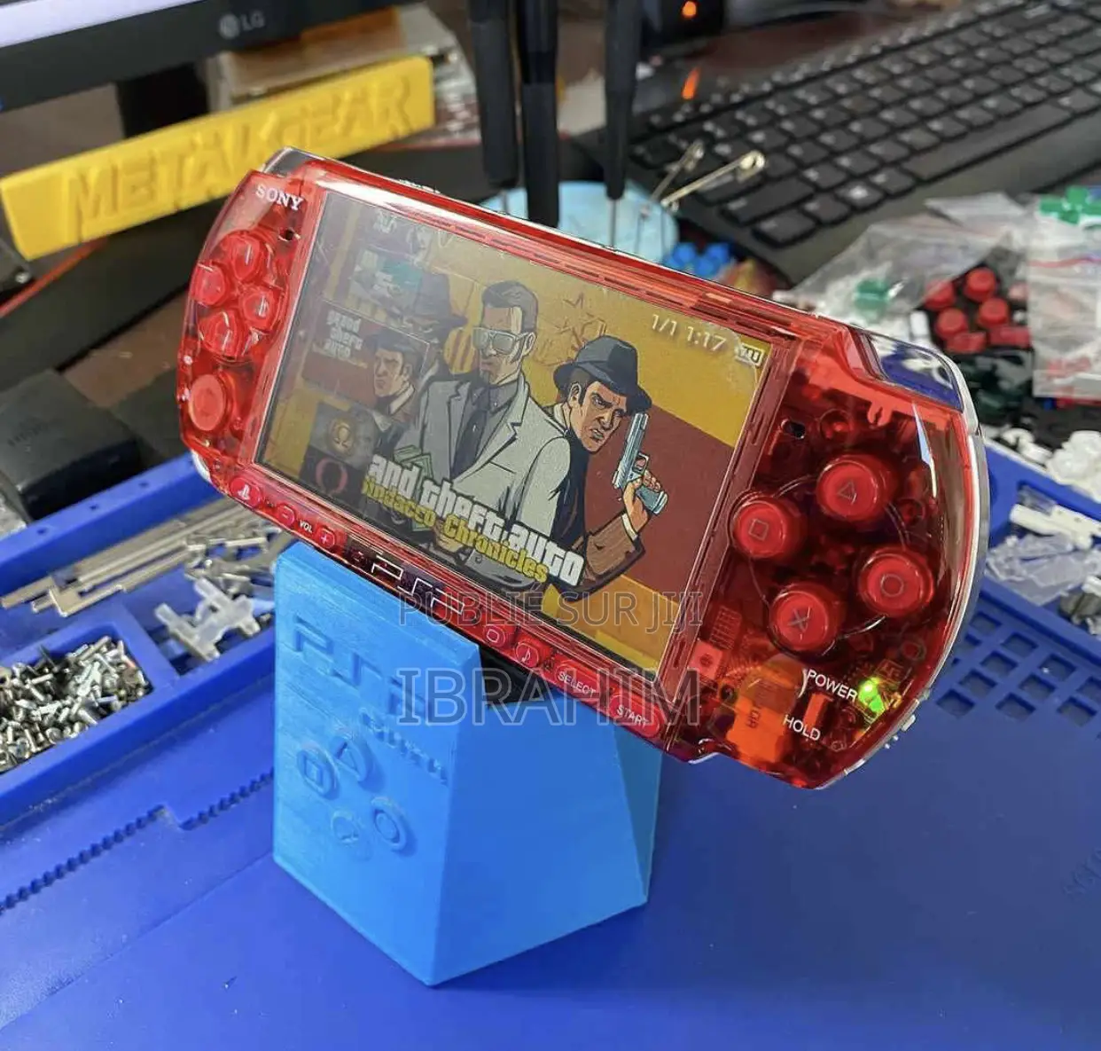 PSP Slim Neuf Craker 20 Jeux Installé Accessoires Complet