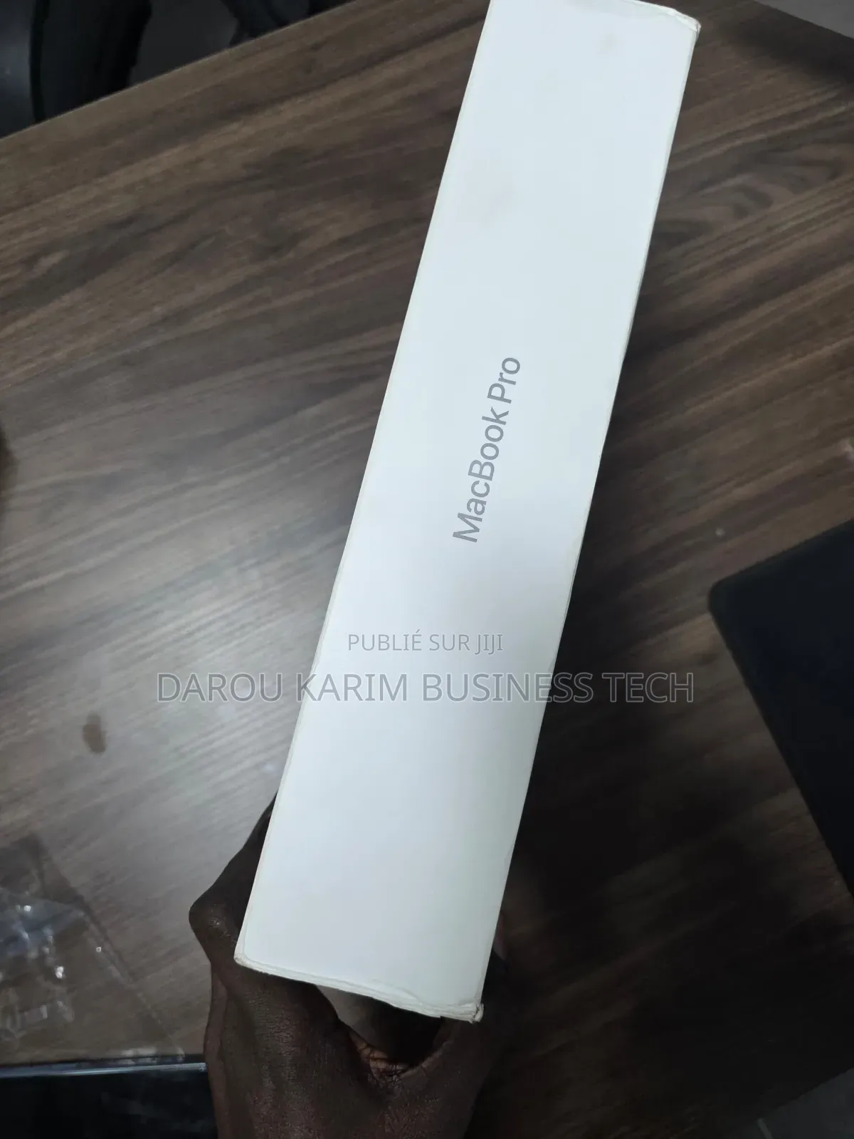 New Apple MacBook Pro 2023 M3 14-Inch 8GB Apple M3 SSD 1T