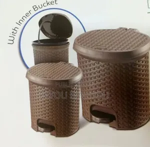 Photo - Ensemble Poubelle Pédale