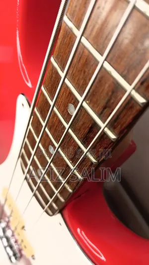 Guitare Bass Hondo H83