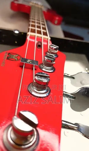 Guitare Bass Hondo H83