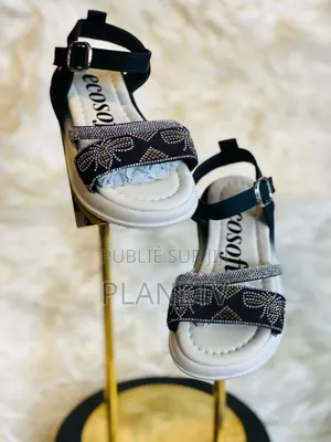 Chaussures Pour Fille NVS