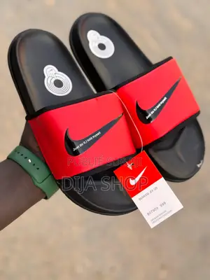 Sandales Nike Disponible Pointure ,40,41,42,43,44,45,