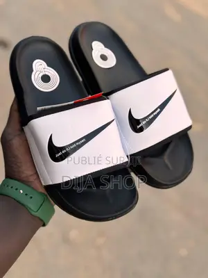 Sandales Nike Disponible Pointure ,40,41,42,43,44,45,