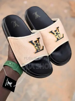 Louis Vuitton Disponible Pointure ,40,41,42,43,44,45,