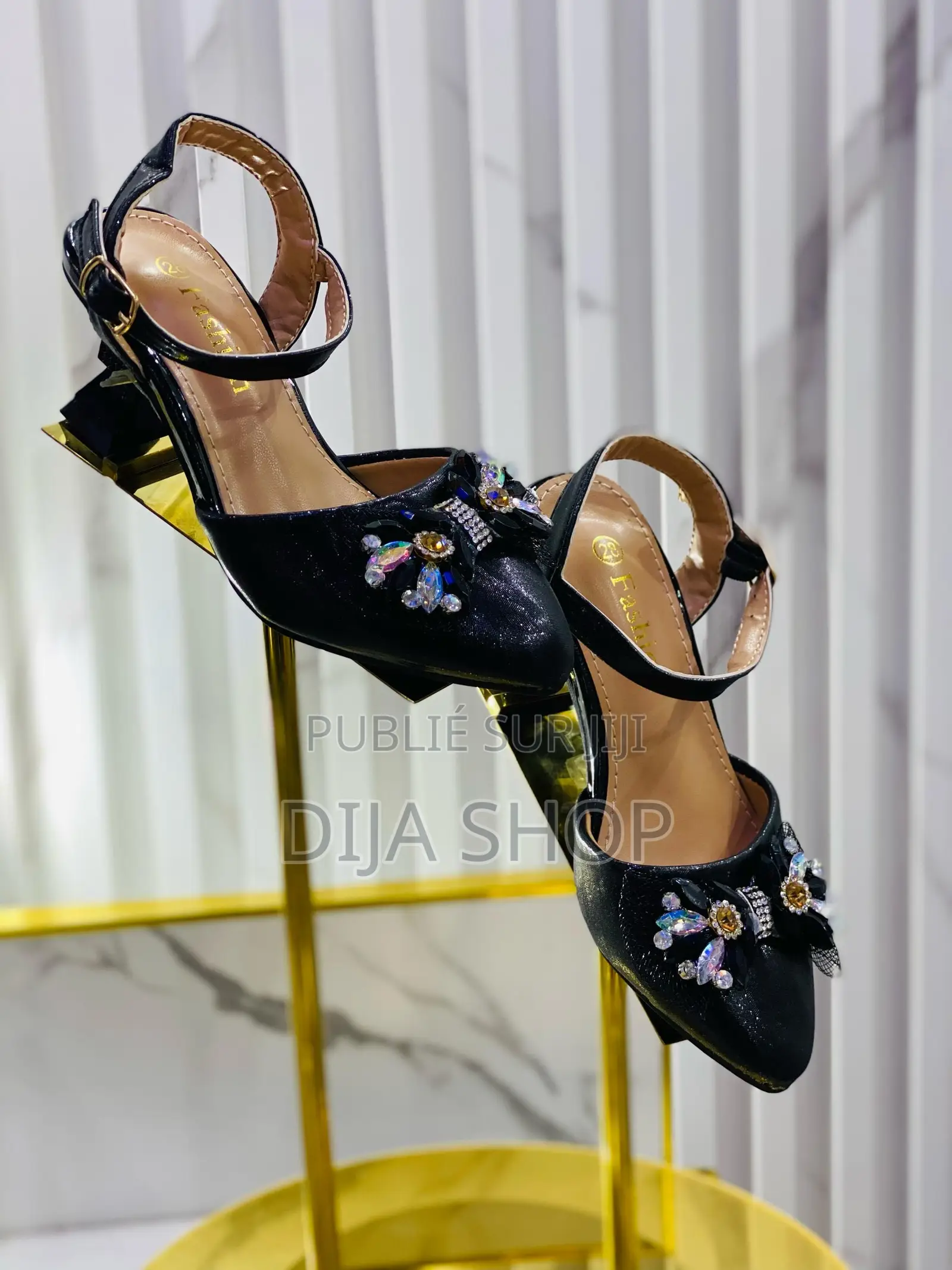 Chaussure Pour Enfant Dispo en Gros Et Détail De 26 À 36