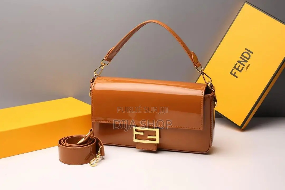 Disponible Fendi 27cm