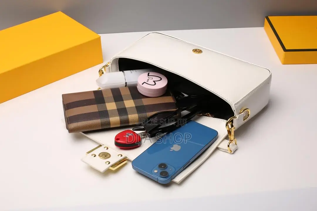 Disponible Fendi 27cm