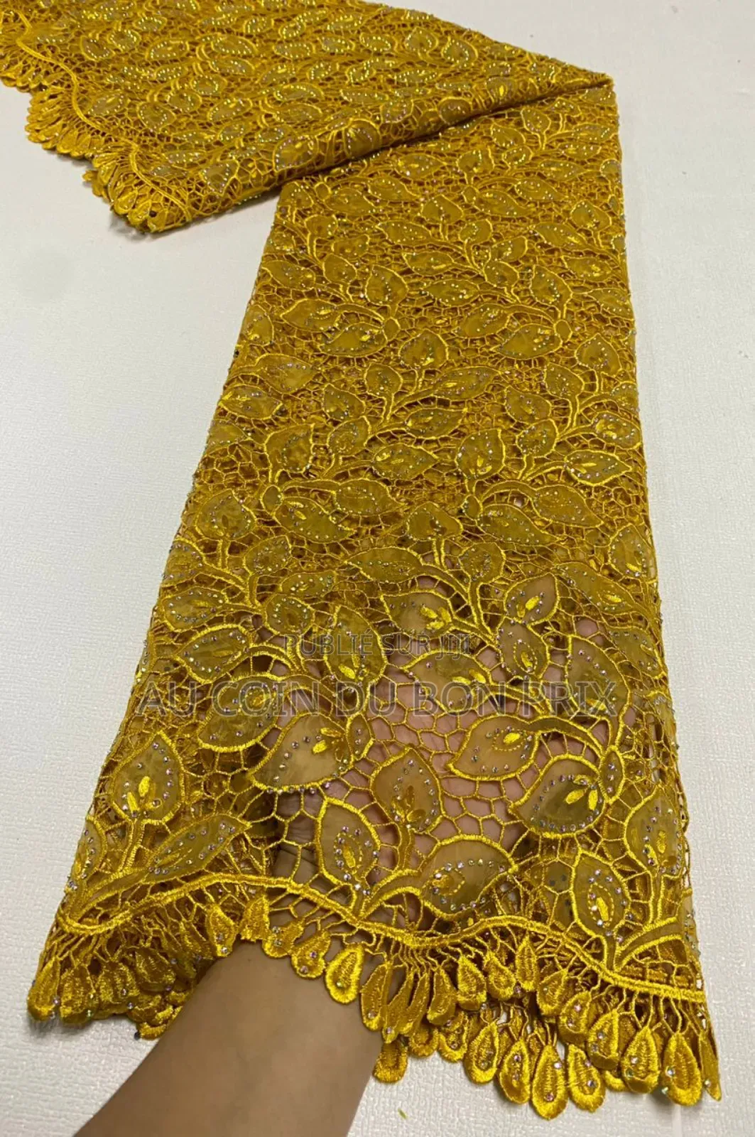 Tulle HKG Perle Dubaï