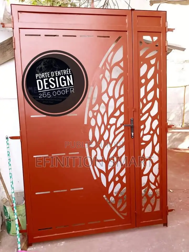 Porte Métallique Sur Mesure