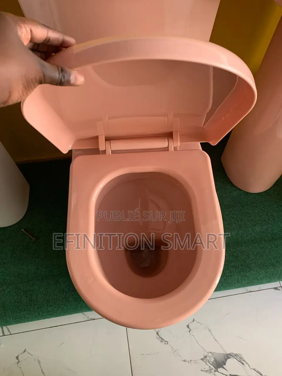 Ensemble Chaise Et Lavabo