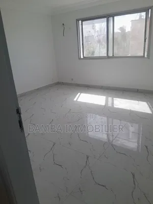 1chbre Chambre et salon dans Bamba Immobilier, Gueule Tapée à Louer