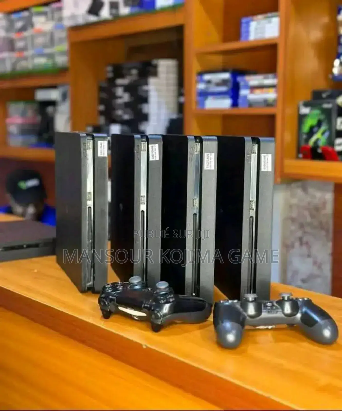 Playtation 4 + 13 Jeux Flaché