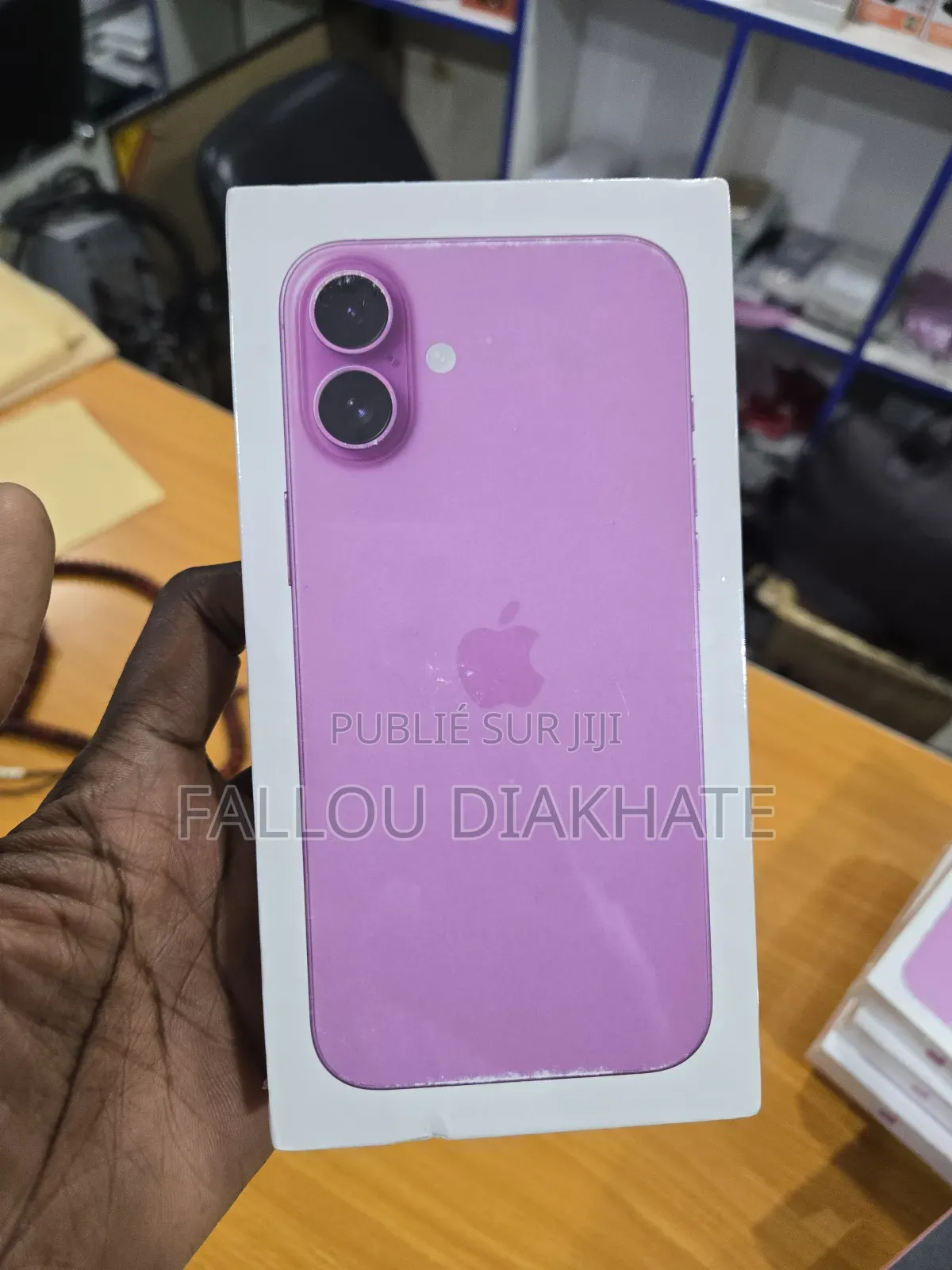 New Pomme iPhone 16 Plus 256 GB Autre