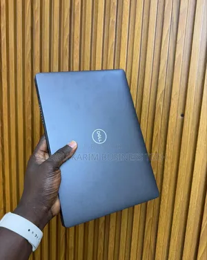 Ordinateur Portable Dell Latitude 5300 16GB Intel Core I5 SSD 256GB