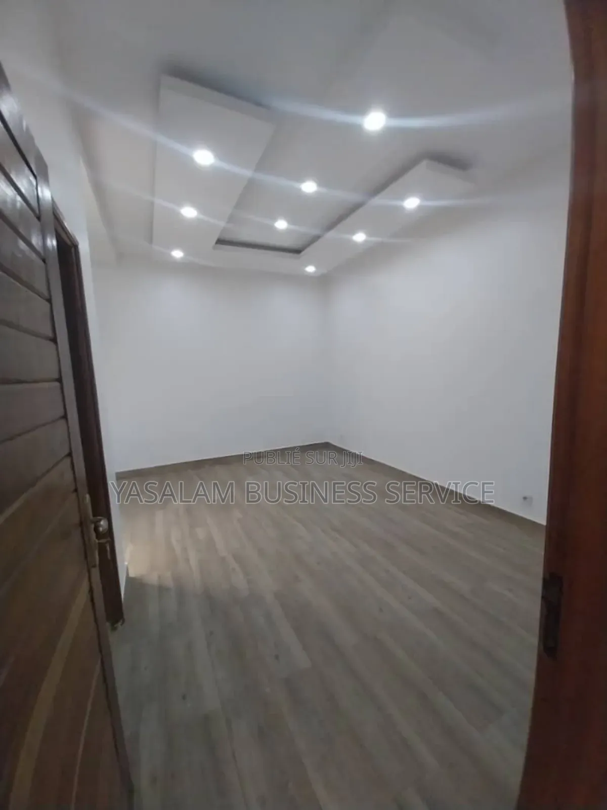 3chbre Appartement dans Yasalam Busines, Almadies à Vendre