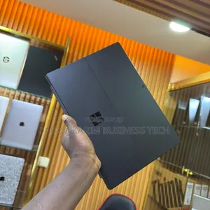 New Microsoft Surface Pro 7 16GB Intel Core I7 SSD 256GB