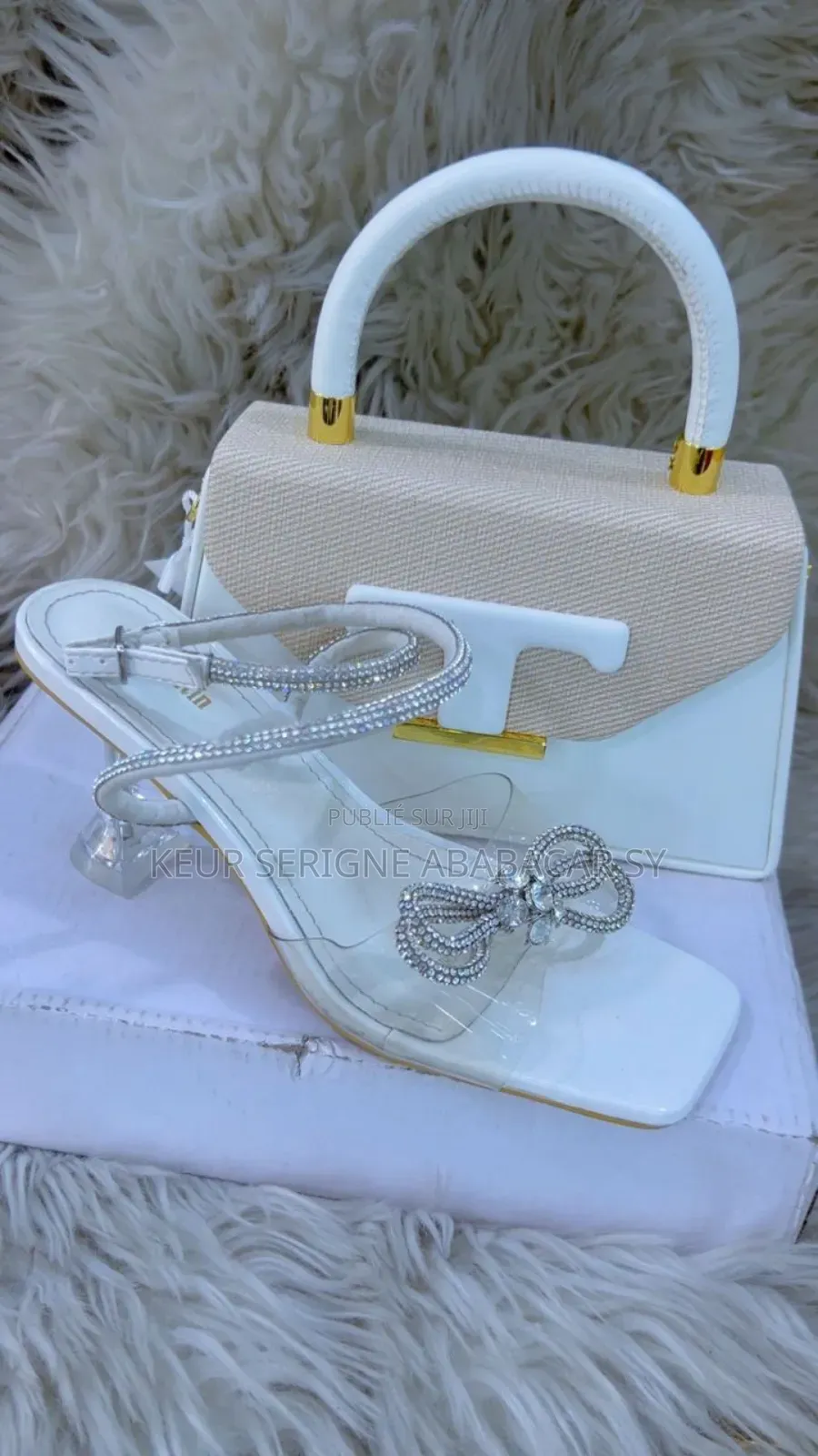 Ensemble Femmes Et Chaussures