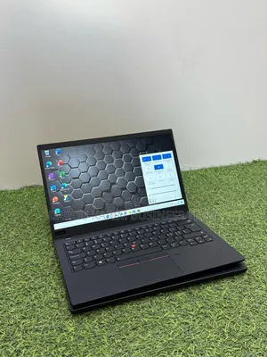 Photo - Lenovo ThinkPad X1 Carbon 16GB Intel Core I7 SSD 512GB
