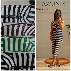 Ensemble Femmes Avec Bouton