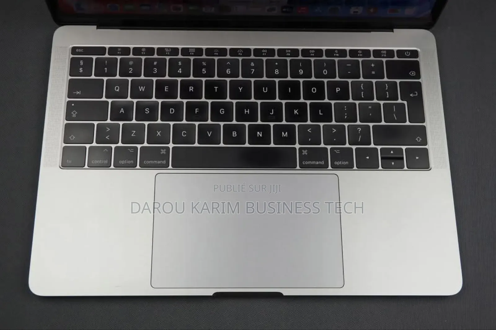 Ordinateur Portable Apple MacBook Pro 2017 8GB Intel Core I5 SSD 256GB