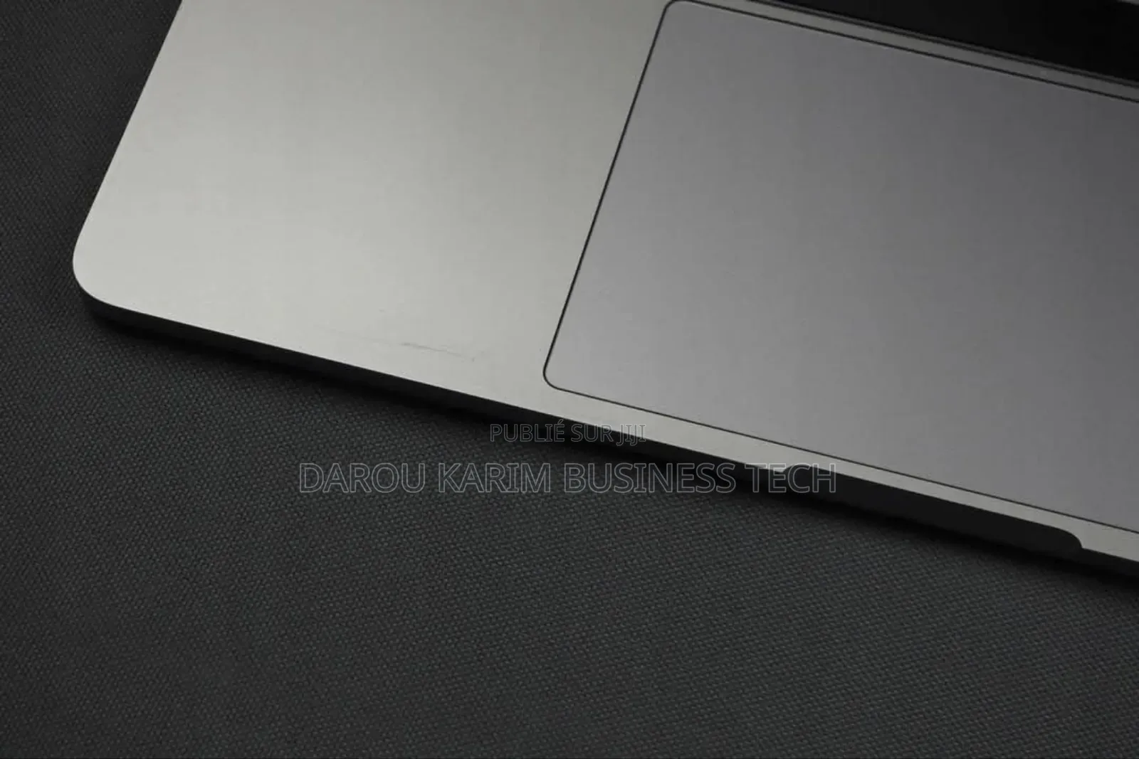 Ordinateur Portable Apple MacBook Pro 2017 8GB Intel Core I5 SSD 256GB