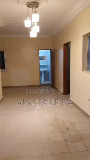 2chbre Appartement dans Ouakam à Louer