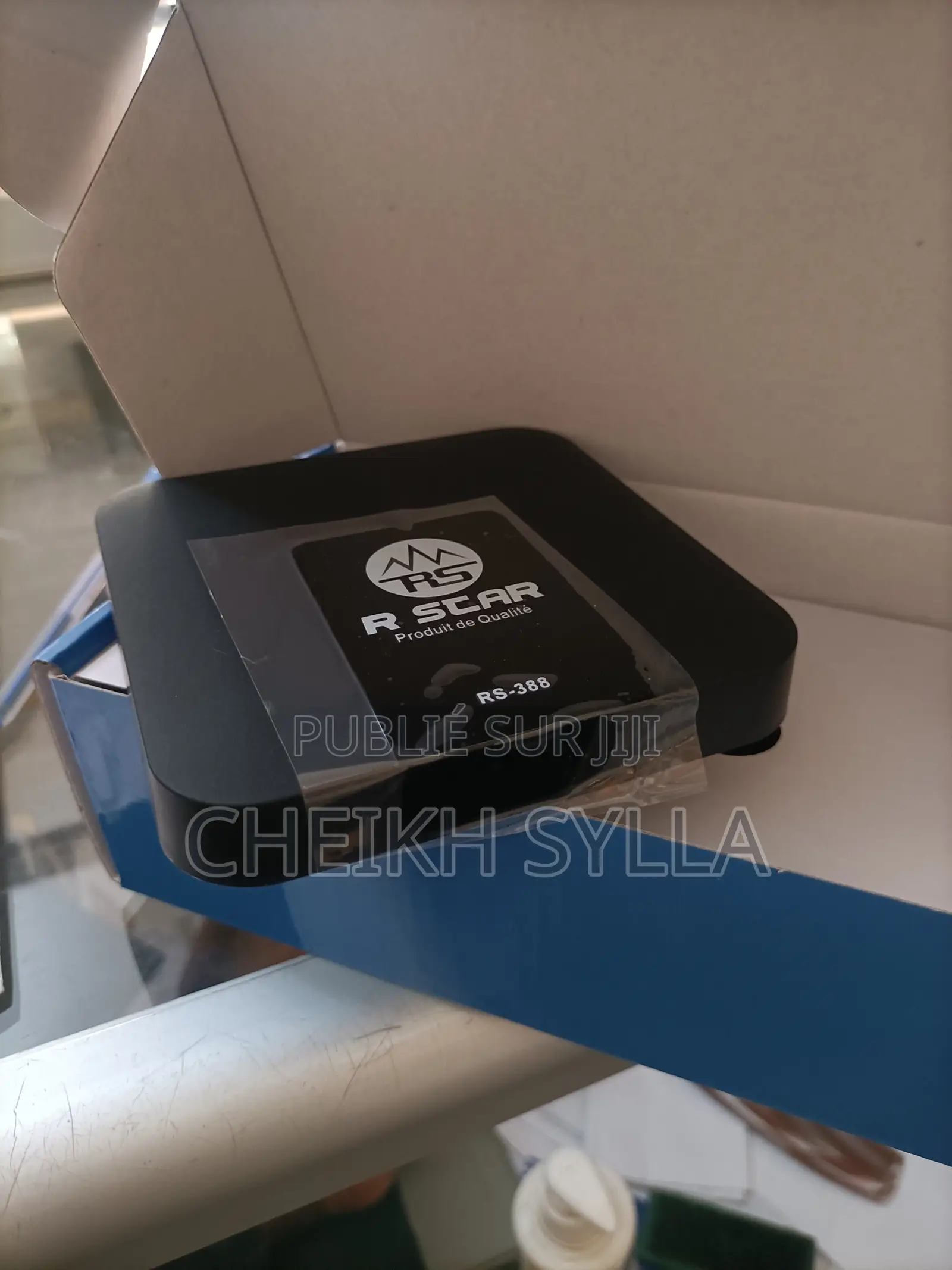 Tv Box Rscar + Abonnement Iptv 12mois