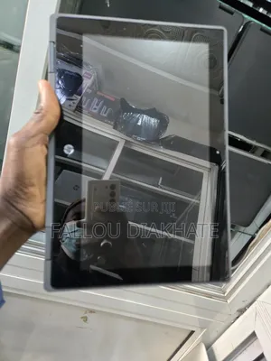 New HP EliteBook X360 1030 G3 4GB Intel Celeron SSD 512GB