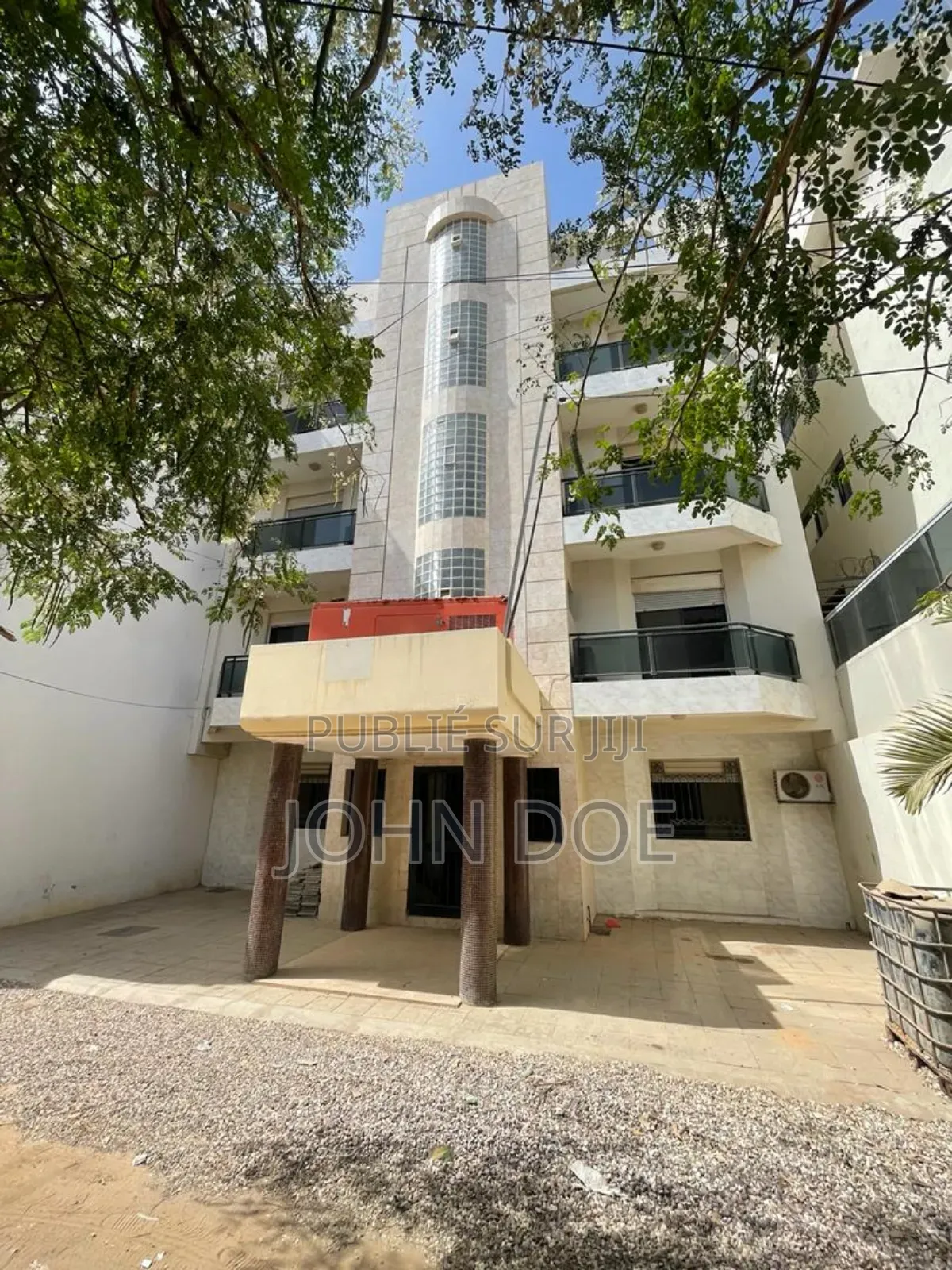 Furnished 7chbre Villa dans Maison À Liberté 6, Mermoz Sacré-Cœur