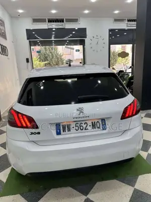 PEUGEOT 308 2015 Blanc