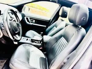 Land Rover Discovery 2016 Gris