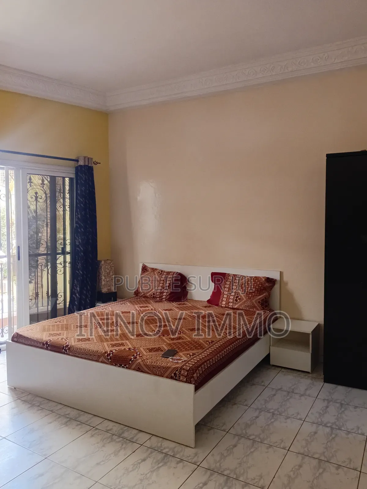 Furnished 4chbre Chambre et salon dans Inov Immo, Fann-Point E-Amitié