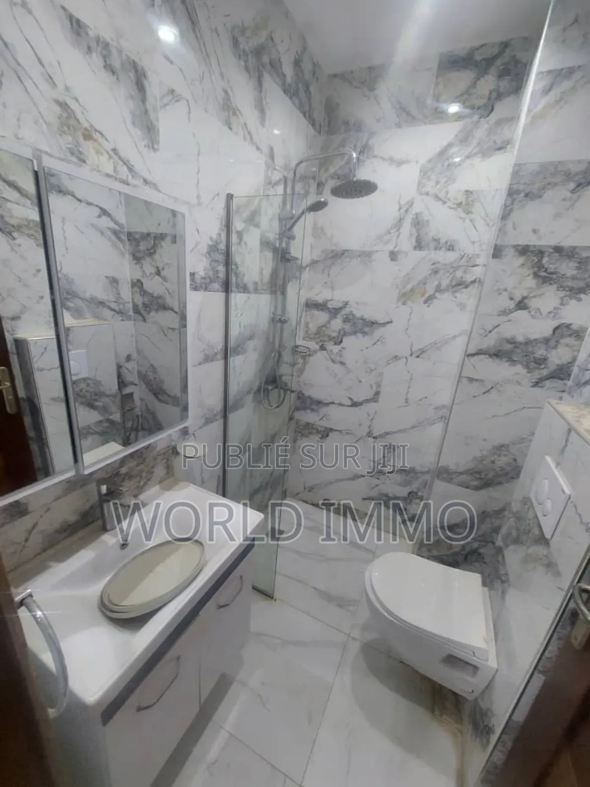 3chbre Appartement dans Repo, Ouakam à Louer