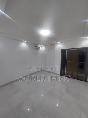 3chbre Appartement dans Repo, Ouakam à Louer